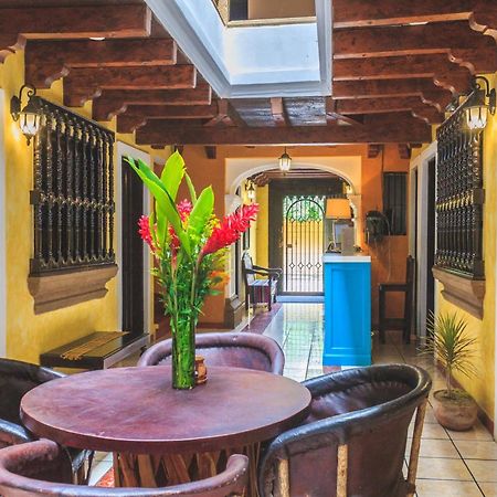 Hotel Casa Santa Lucia Antigua Exterior foto