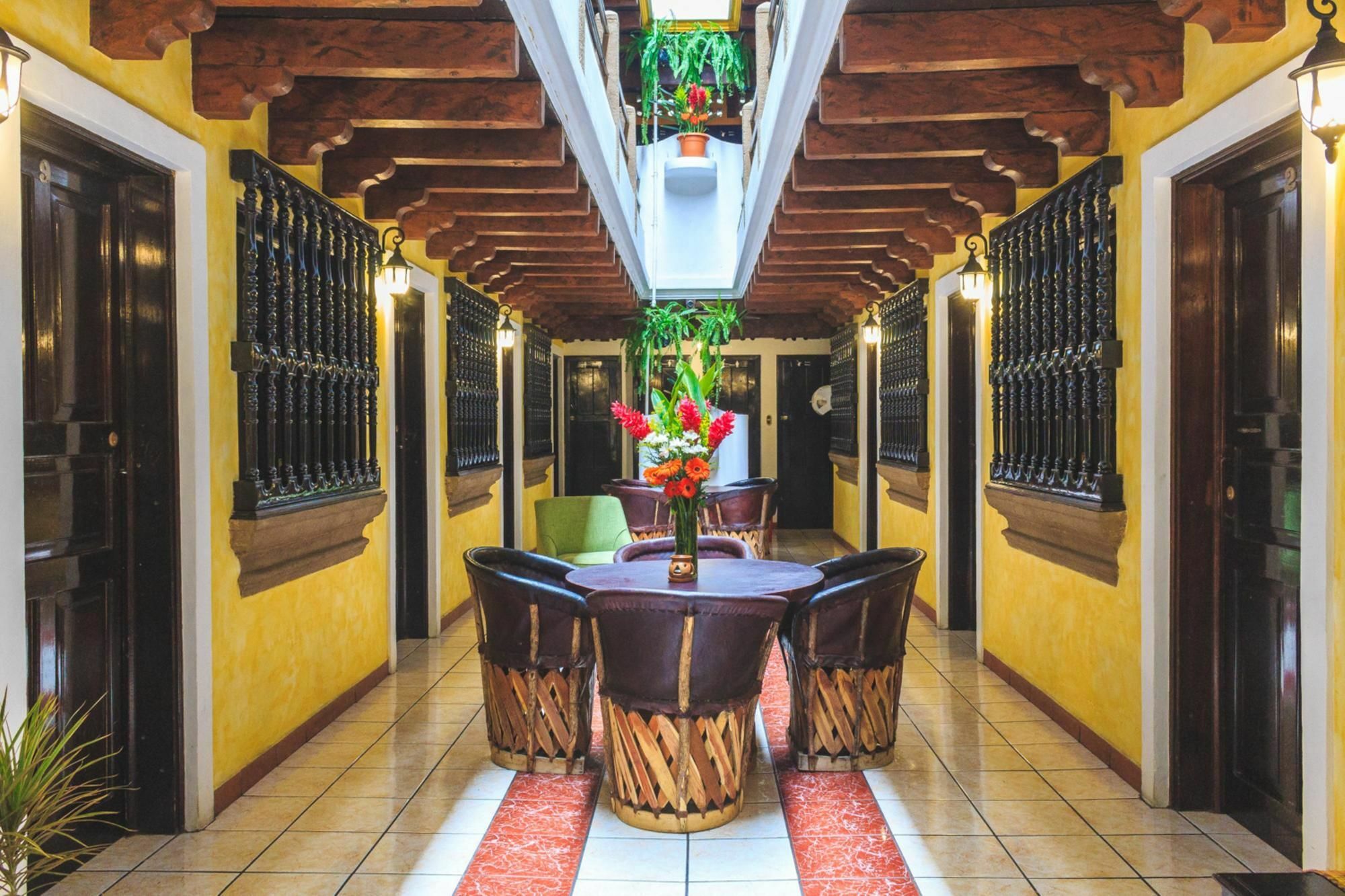 Hotel Casa Santa Lucia Antigua Exterior foto